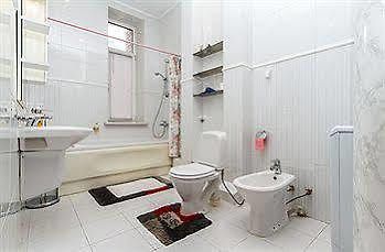 Uavoyage Business Apartments Kiev Ngoại thất bức ảnh
